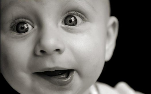 صور اطفال  Cute baby widescreen Wallpaper كيوت وجميلة