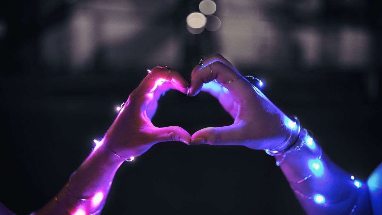 Love heart, LED lights, Hands, 5K