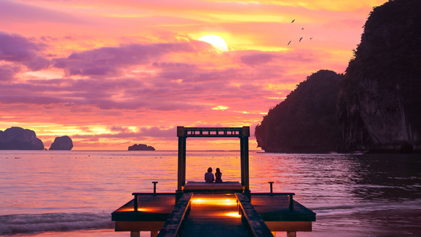 صورحب 
Sweet Sunset Couple 4k  خلفيات رومانسية 2020