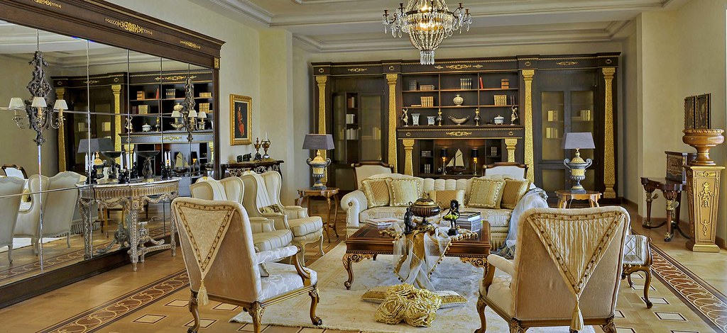 Classic Interior Design in Dubai by DecoArt ديكور